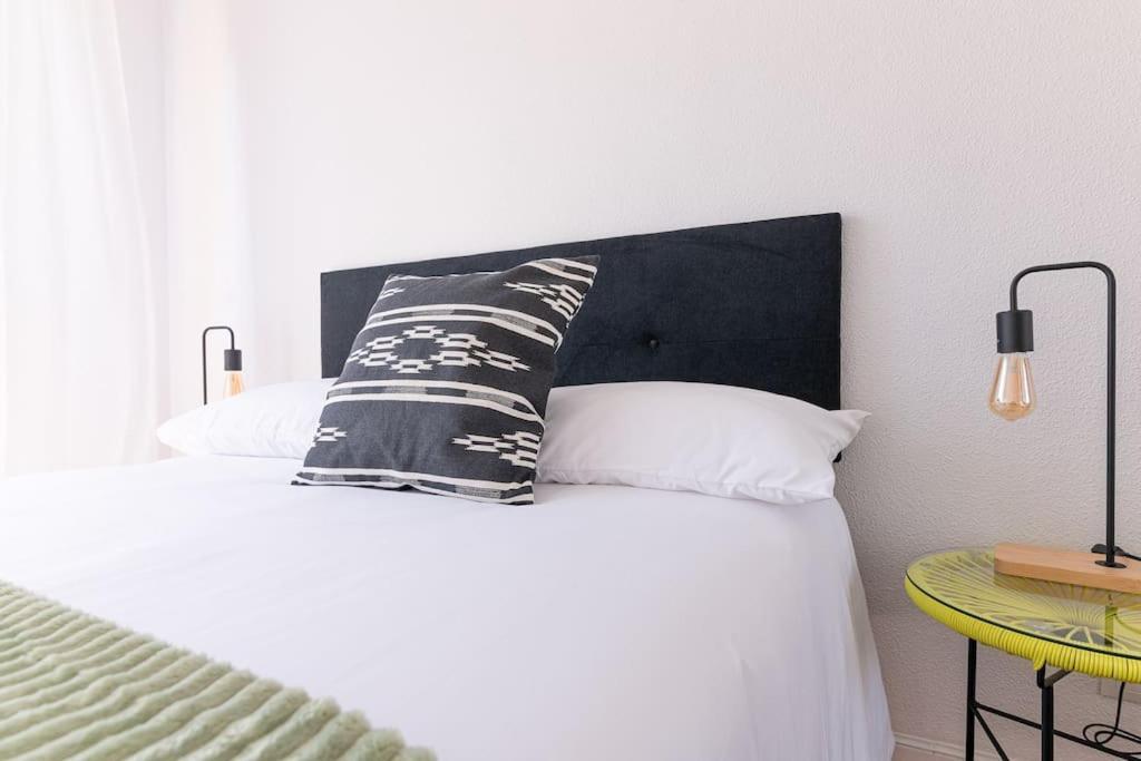 San Roman Apartment With Private Parking Santander Exterior foto